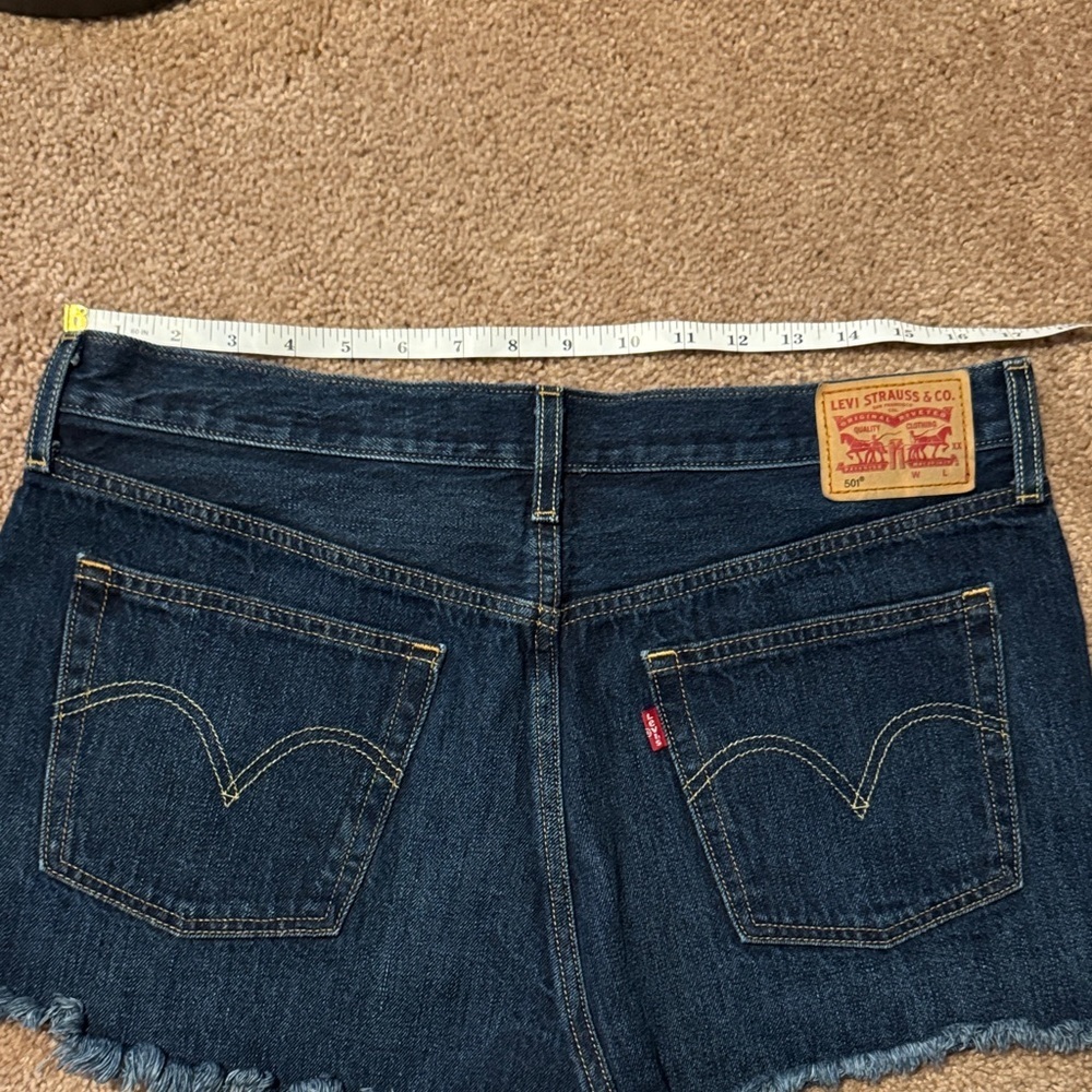 Levi Demin Frayed Hem Women Shorts - Picture 8 of 10